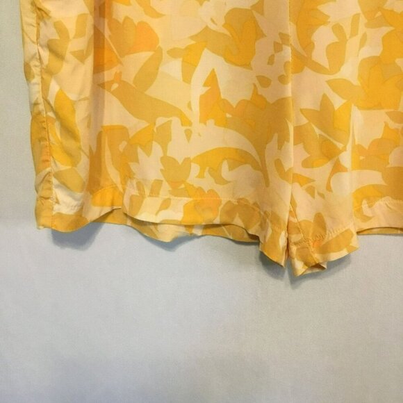 Nine West Elastic Back Shorts Flat Front Yellow Tropical Floral Sz Women's Large - Picture 3 of 9